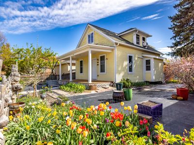927 4th Ave W