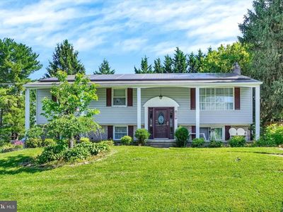 105 Lexington Rd