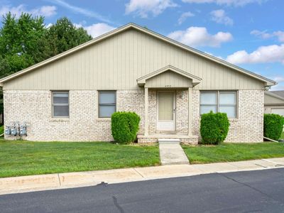 41933 King Edward Ct