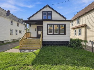 27 Johnson St
