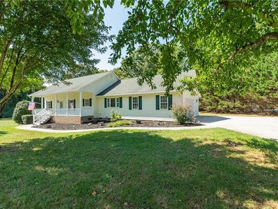 5360 Muirfield Dr