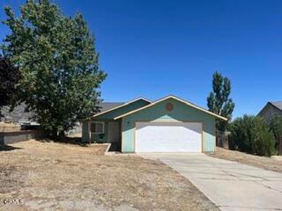 Property at 21641 Foothill Dr, Tehachapi, CA