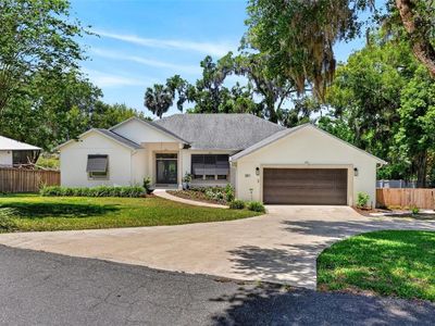 351 Groveland Rd