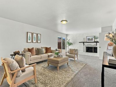 796 Lawrence Dr