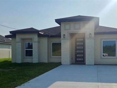 2278 Via Roma Rd