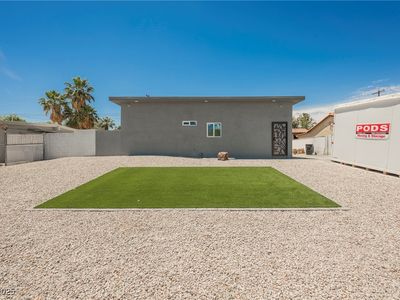2807 Hermosa St