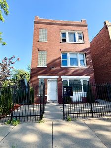 4226 W Ogden Ave