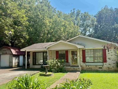 Property at 1128 8th St, Tuscumbia, AL