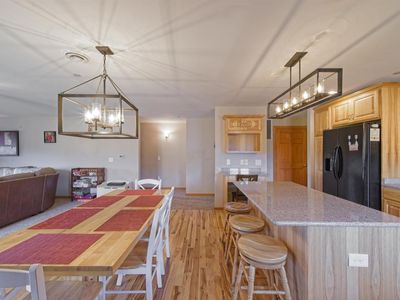 1822-4 PARKLAND Drive UNIT 704