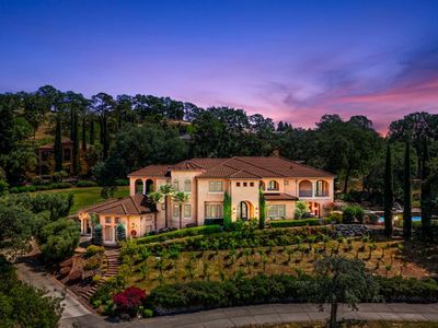2020 Shady Trail Ln