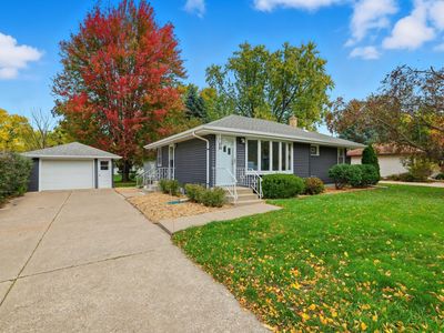 255 County Road C2 W