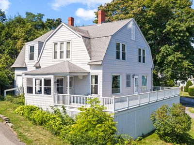 16 Glen Avenue