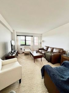 8360 118th St APT 10G