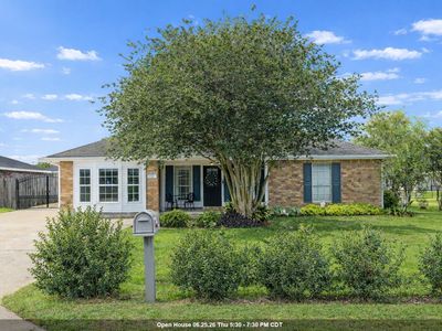 121 Rosedown Dr