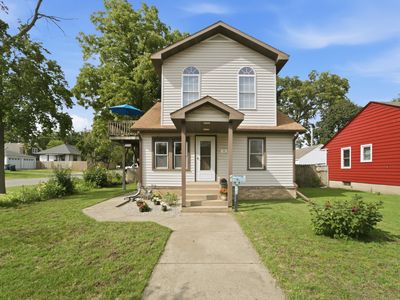 402 Pearl St