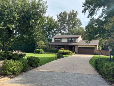 2330 Ridgefield Rd