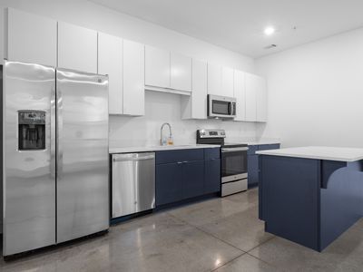 415 Merritt Ave