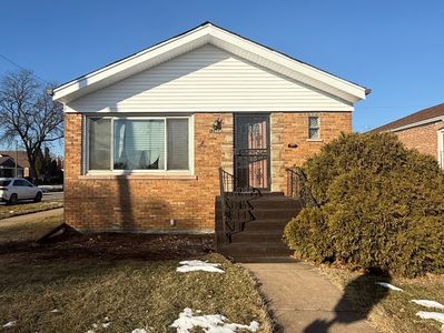 12484 S Michigan Ave