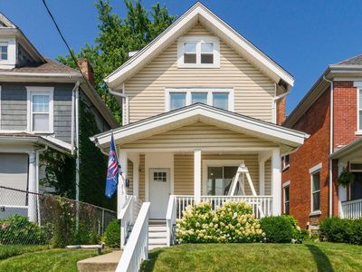 215 N 22nd St