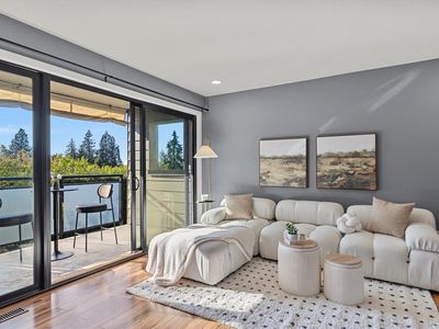 11226 NE 68th Street #112B