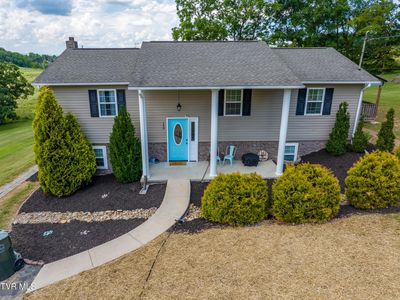 130 Deakins Estates Dr