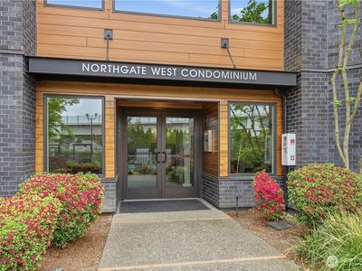 11300 1st Avenue NE #322