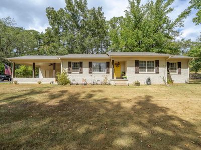 938 E Poplar Ave