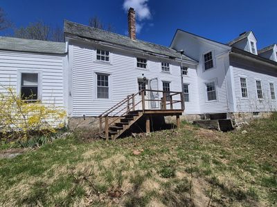 42 Flood Avenue