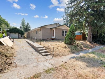 505 W McCoy St