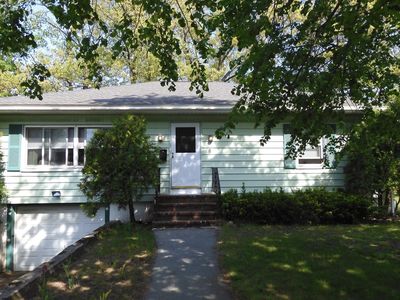 8 Glen Forest Ln