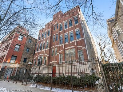 827 W Bradley Pl APT 1E