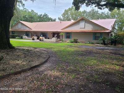 2330 N Country Club Ln