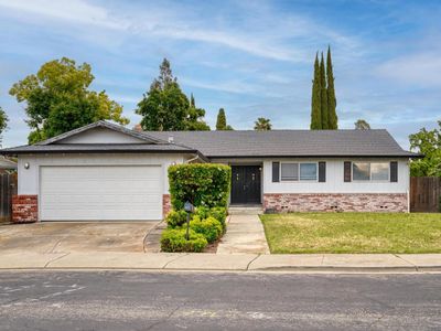 2573 Bunker Hill Dr
