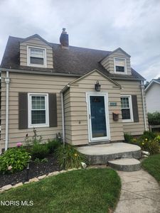 4221 Rugby Dr