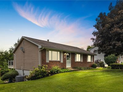 3 W White Oak Dr