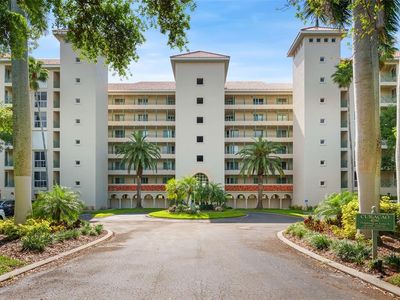 4780 Dolphin Cay Ln S APT 109