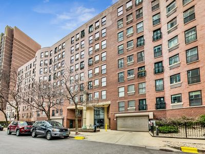 711 W Gordon Ter APT 306