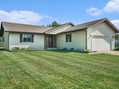 1794 E Springfield Dr