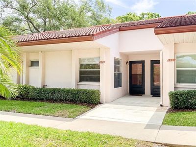 1125 Montrose Pl