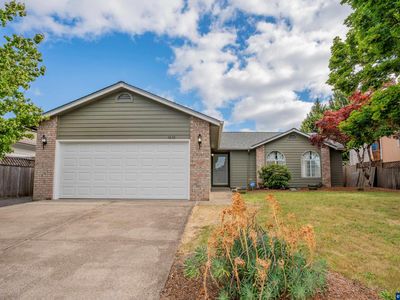 4838 Northstar Ct NE