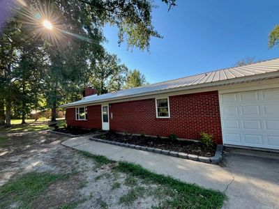 612 Tracy Rd