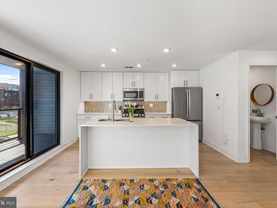 1316 N Franklin St Floor 3