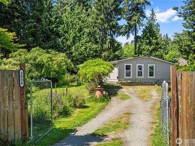 3036 Emerald Crescent Court