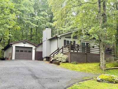 215 Stirrup Ln