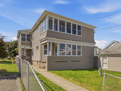 345 Sprague St