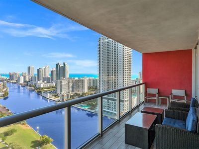 2602 E Hallandale Beach Blvd #R2708