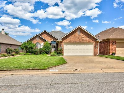 3805 Rockwood Rd