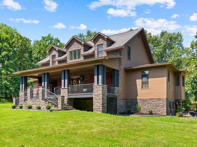 1919 Tudor Loop