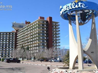 411 Lakewood Cir APT C-1001