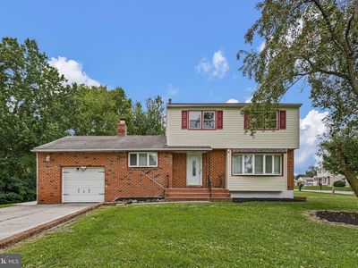 2 Skelton Dr